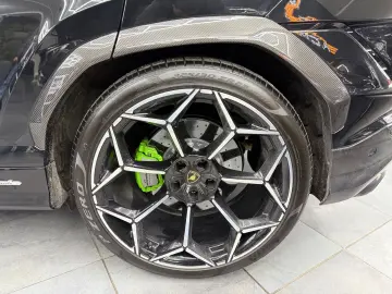 LAMBORGHINI Urus Performante  Pano Carbon Akrapovic Garantie
