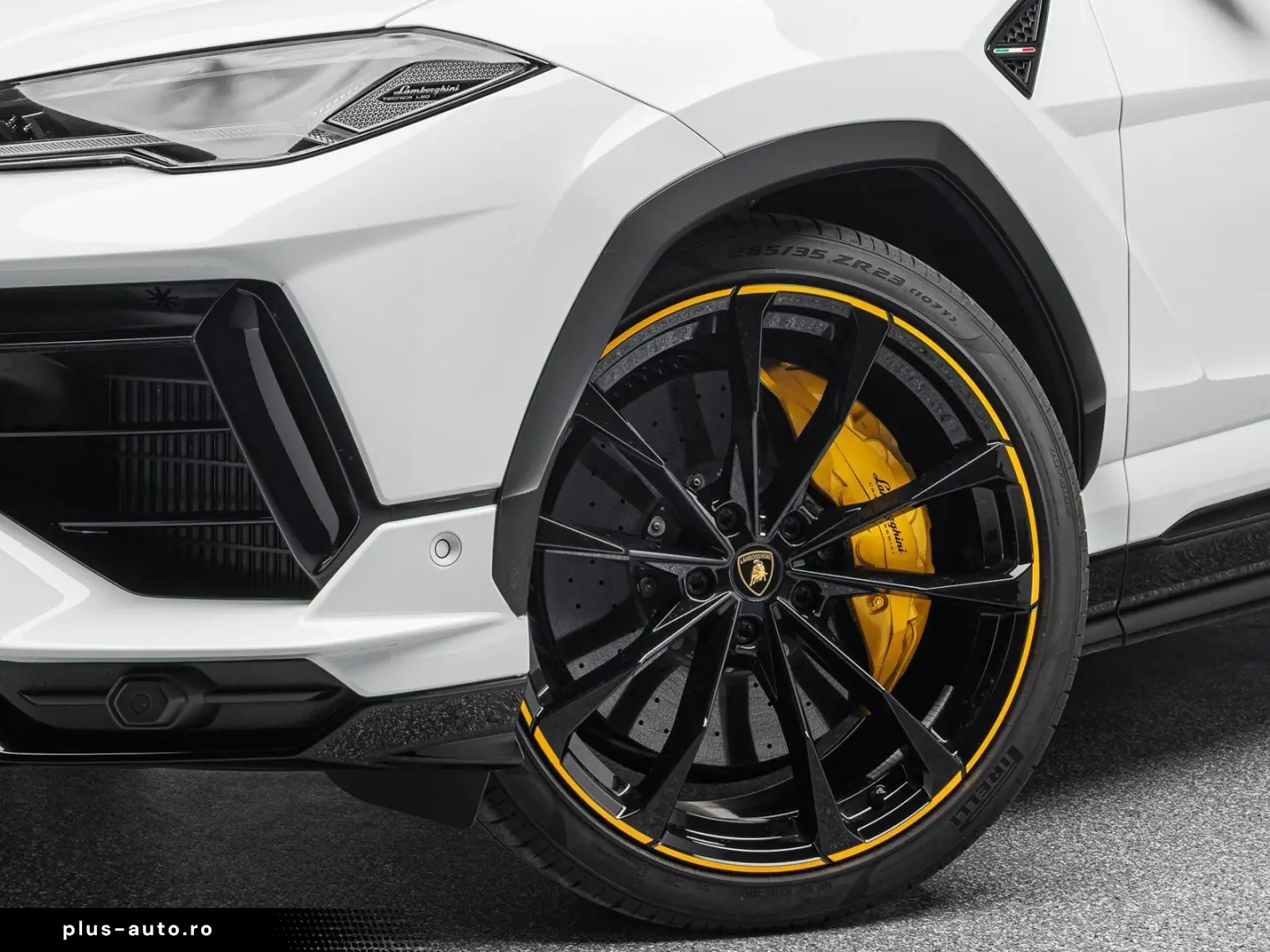 LAMBORGHINI Urus S