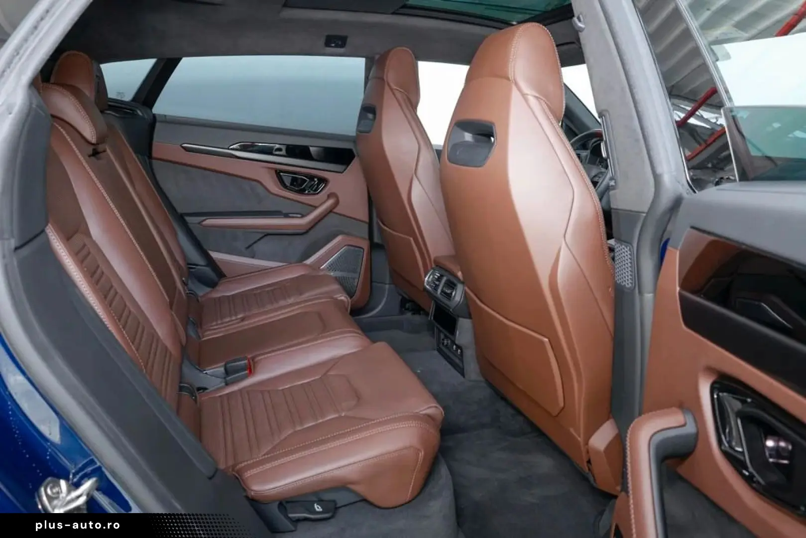 LAMBORGHINI Urus SE Blu Okeanos  Night VIsion