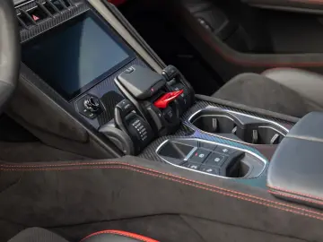 LAMBORGHINI Urus S   Akrapovic   Carbon Interior   PPF