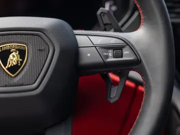 LAMBORGHINI Urus S   Akrapovic   Carbon Interior   PPF