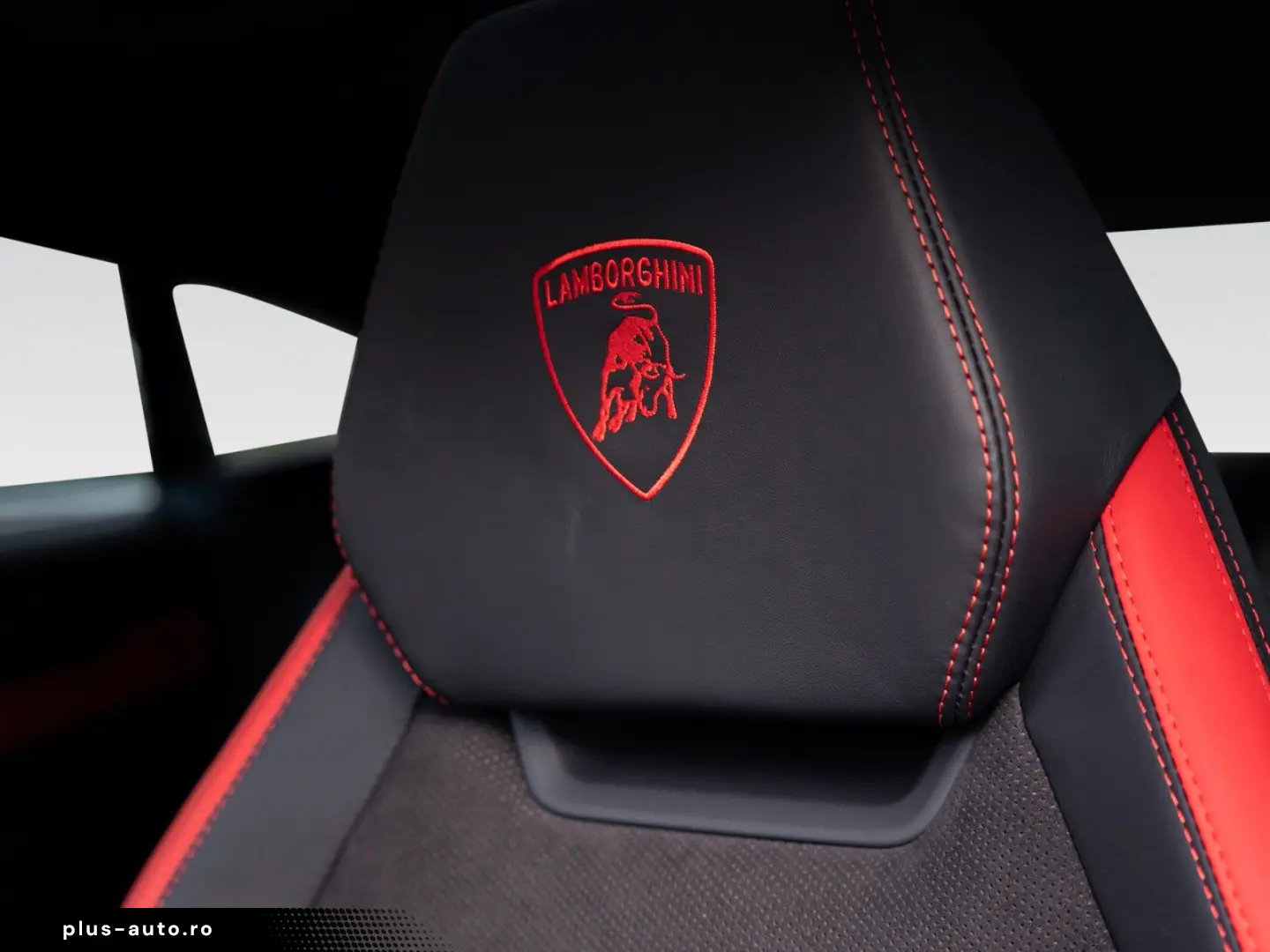 LAMBORGHINI Urus S   Akrapovic   Carbon Interior   PPF