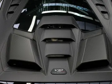LAMBORGHINI Huracan Tecnica AdPersonam CARBON LIFT SENSONUM