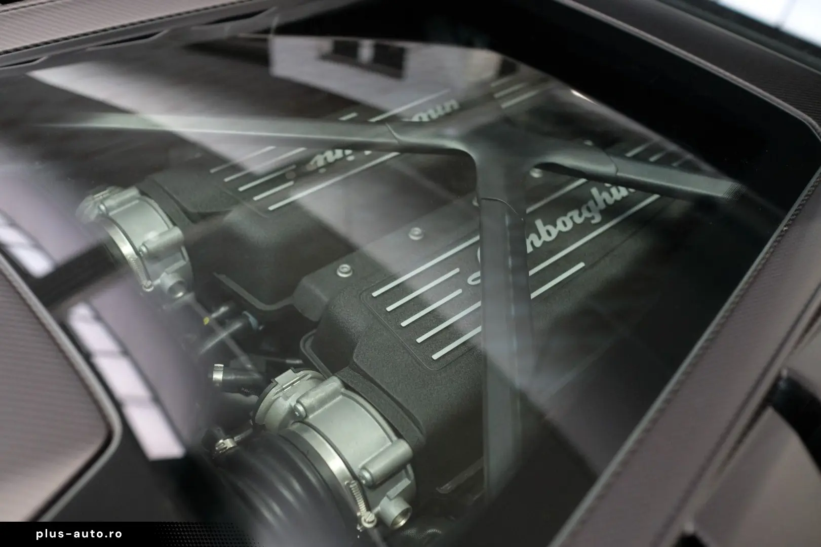 LAMBORGHINI Huracan Tecnica AdPersonam CARBON LIFT SENSONUM