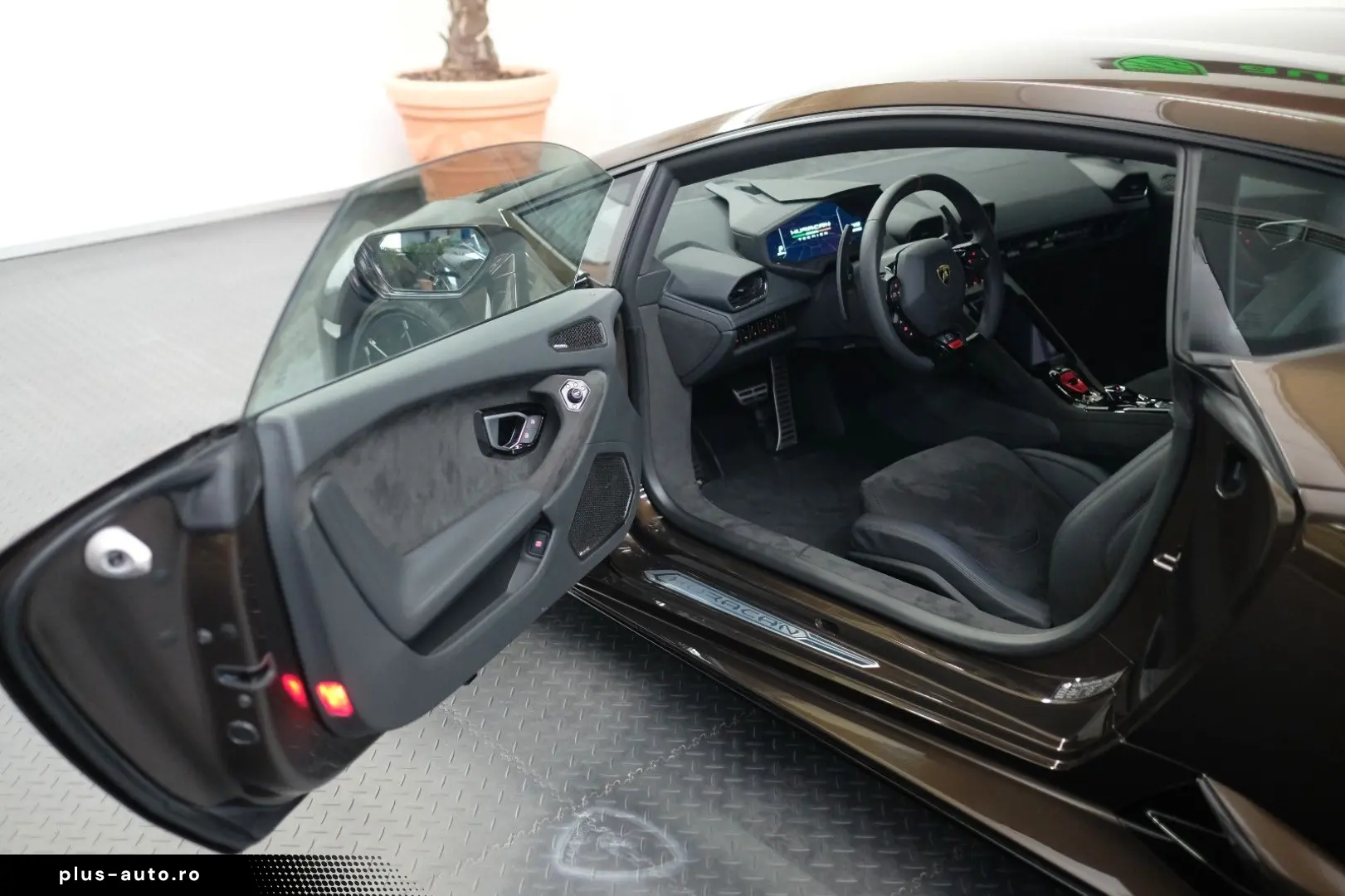 LAMBORGHINI Huracan Tecnica AdPersonam CARBON LIFT SENSONUM