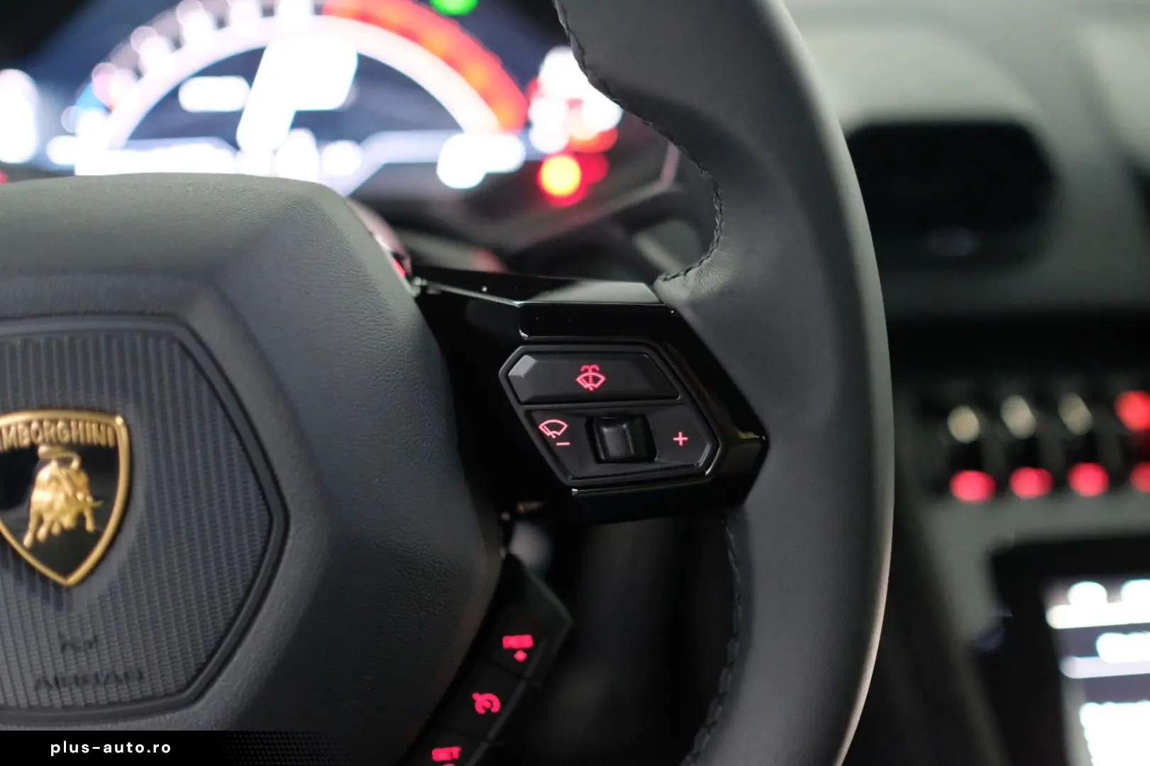 LAMBORGHINI Huracan Tecnica AdPersonam CARBON LIFT SENSONUM