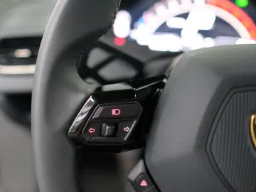 LAMBORGHINI Huracan Tecnica AdPersonam CARBON LIFT SENSONUM