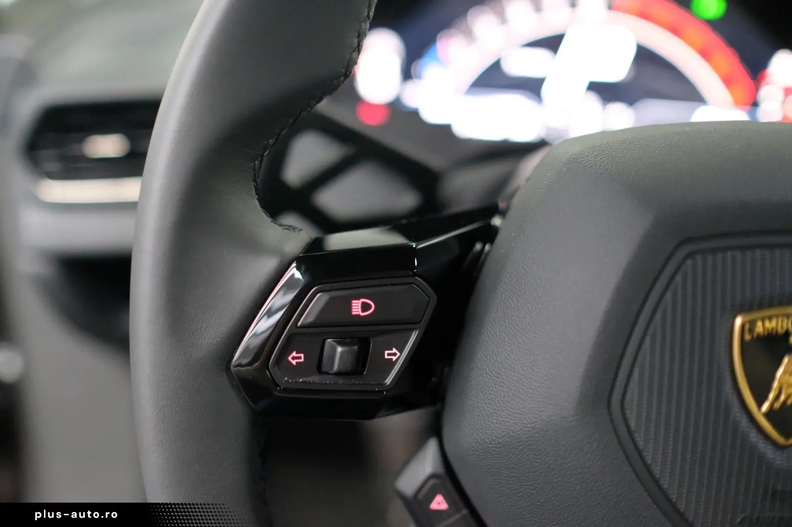 LAMBORGHINI Huracan Tecnica AdPersonam CARBON LIFT SENSONUM