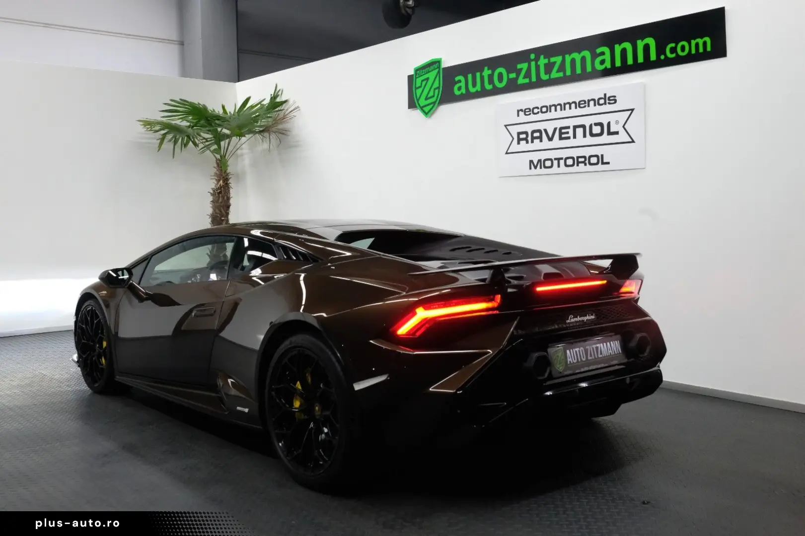 LAMBORGHINI Huracan Tecnica AdPersonam CARBON LIFT SENSONUM