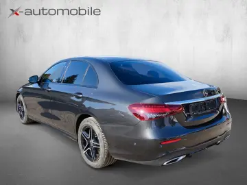 MERCEDES-BENZ E 300 AMG Sport Night Distr HUD LED Avantgarde