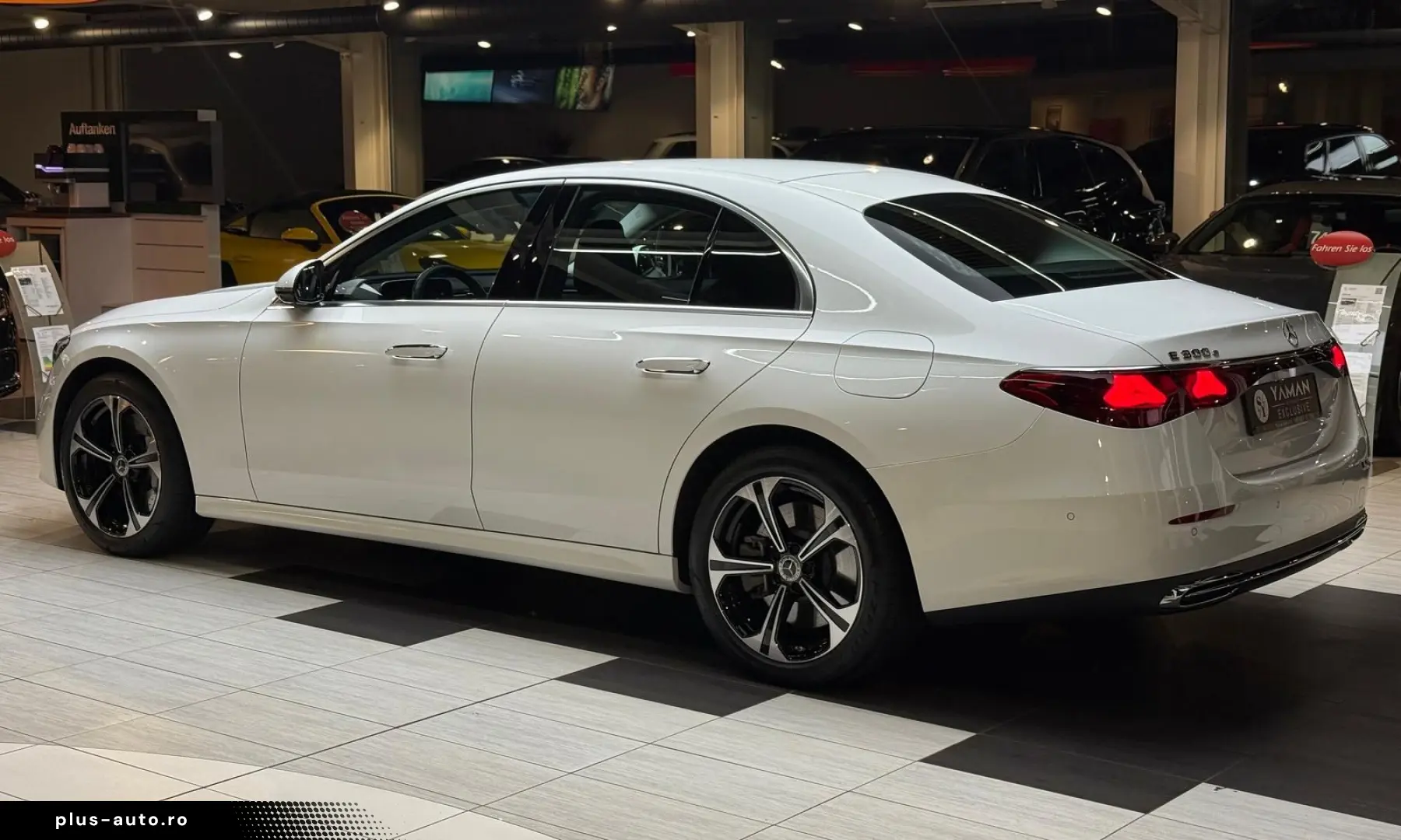 MERCEDES-BENZ E 300 e Avantgarde Advanced Plus Distronic 360