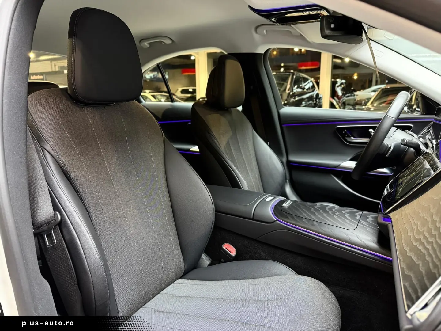 MERCEDES-BENZ E 300 e Avantgarde Advanced Plus Distronic 360