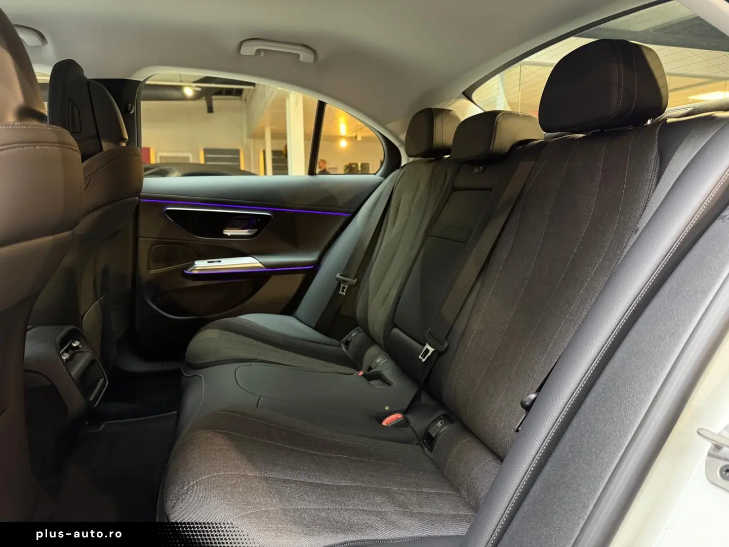 MERCEDES-BENZ E 300 e Avantgarde Advanced Plus Distronic 360