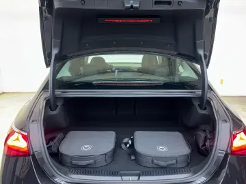 MERCEDES-BENZ E 300 e Avantgarde Rückfahrkamera Ambi&hellip;