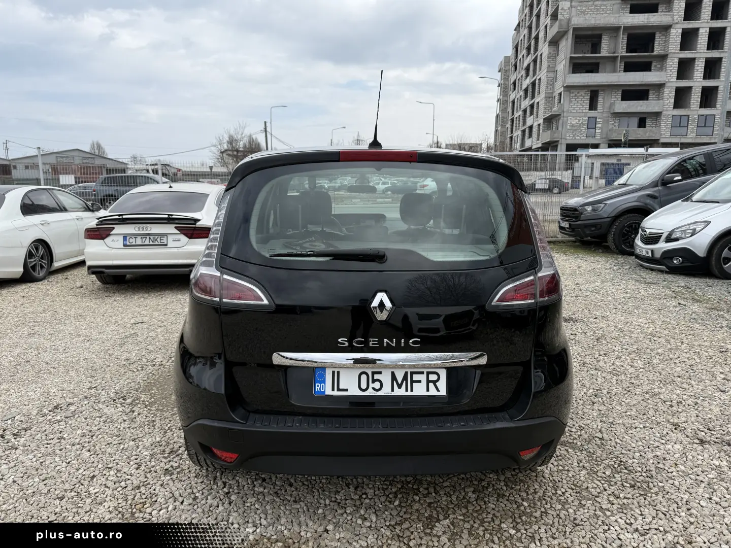 2500e avans 2000e în rate