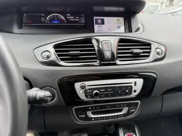 2500e avans 2000e în rate