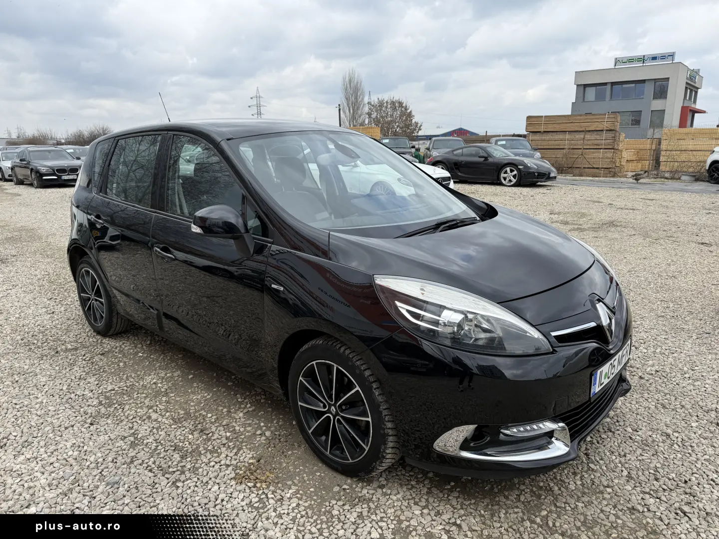 2500e avans 2000e în rate