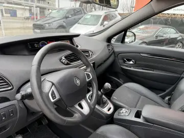 2500e avans 2000e în rate