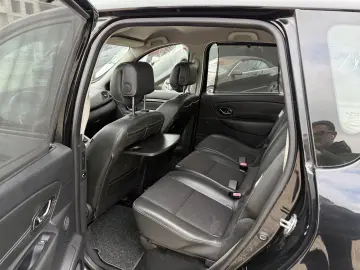 2500e avans 2000e în rate