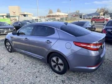 hibrid  5000e avans 5000e în 3 luni