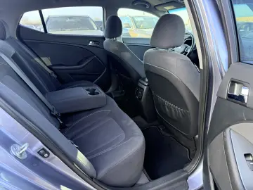 hibrid  5000e avans 5000e în 3 luni