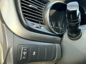 hibrid  5000e avans 5000e în 3 luni