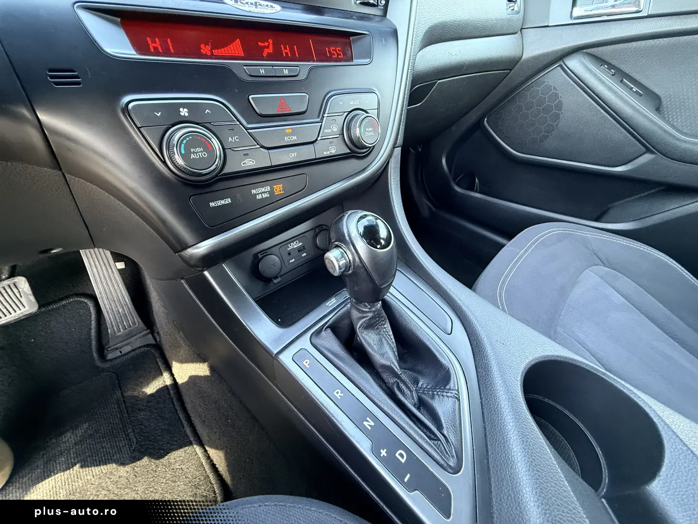 hibrid  5000e avans 5000e în 3 luni