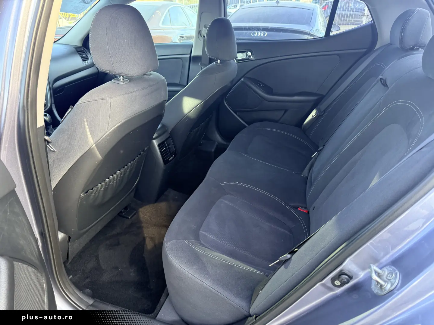 hibrid  5000e avans 5000e în 3 luni