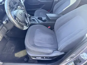 hibrid  5000e avans 5000e în 3 luni