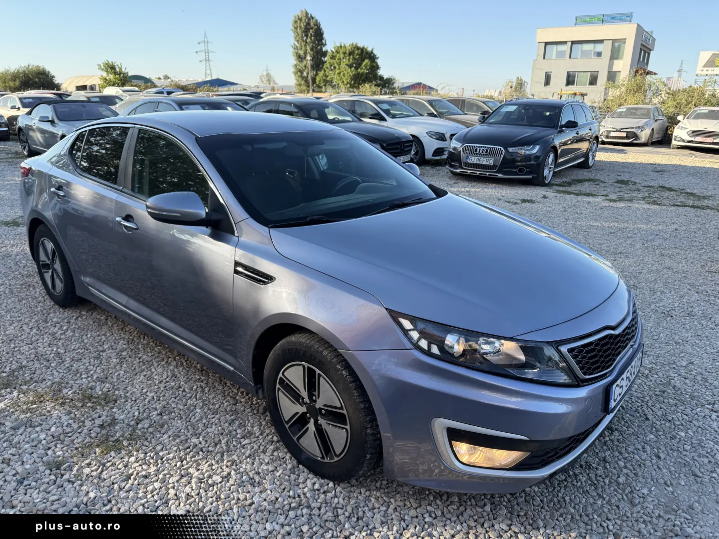 hibrid  5000e avans 5000e în 3 luni