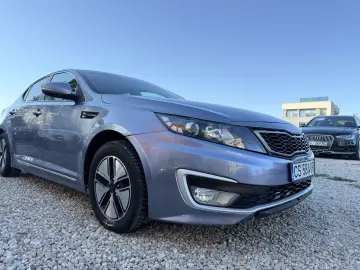 hibrid  5000e avans 5000e în 3 luni