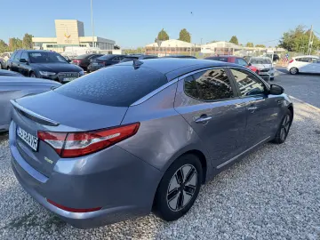 hibrid  5000e avans 5000e în 3 luni