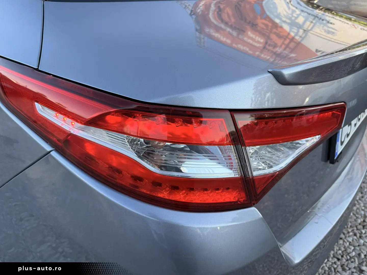 hibrid  5000e avans 5000e în 3 luni