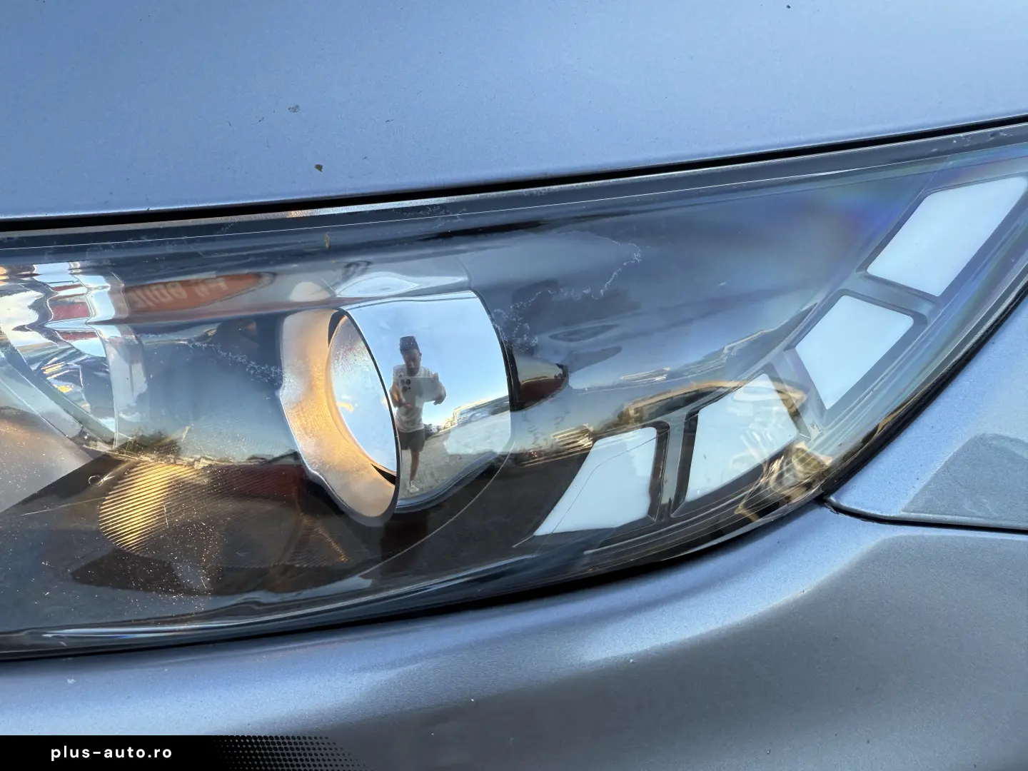 hibrid  5000e avans 5000e în 3 luni