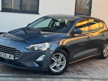 Ford Focus EcoBoost Trend - Navi Touch- Camera -Keyless !