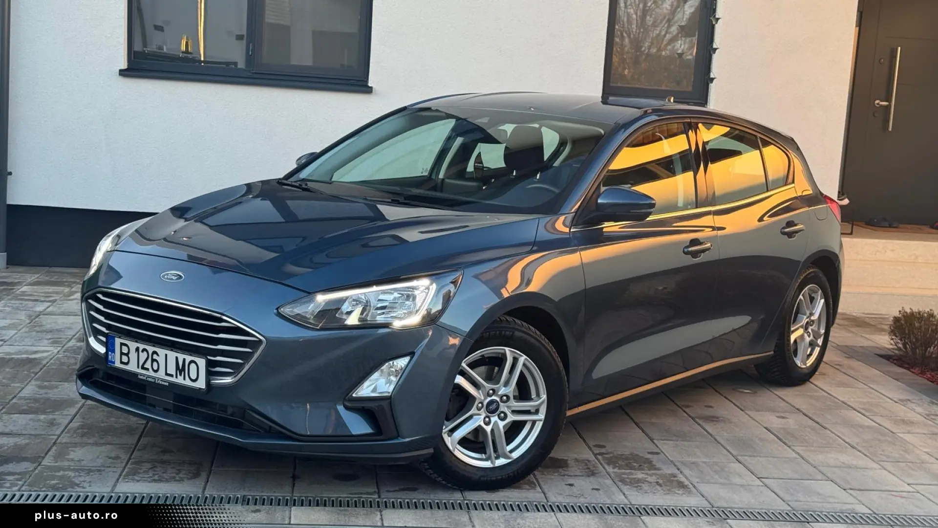 Ford Focus EcoBoost Trend - Navi Touch- Camera -Keyless !