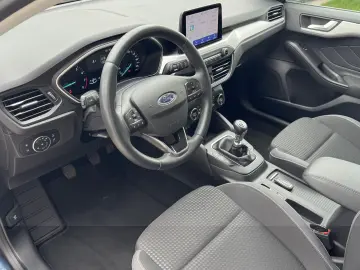 Ford Focus EcoBoost Trend - Navi Touch- Camera -Keyless !