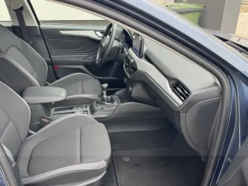 Ford Focus EcoBoost Trend - Navi Touch- Camera -Keyless !