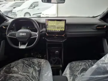 DACIA DUSTER 1.2 TCe MHEV 130CP Extreme 4X4