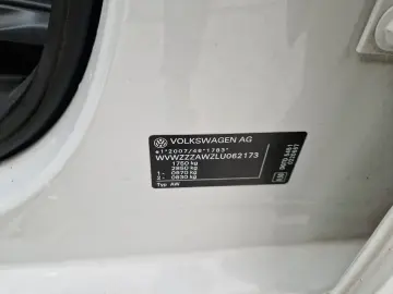 Volkswagen Polo Car Vertical curat Istoric service complet