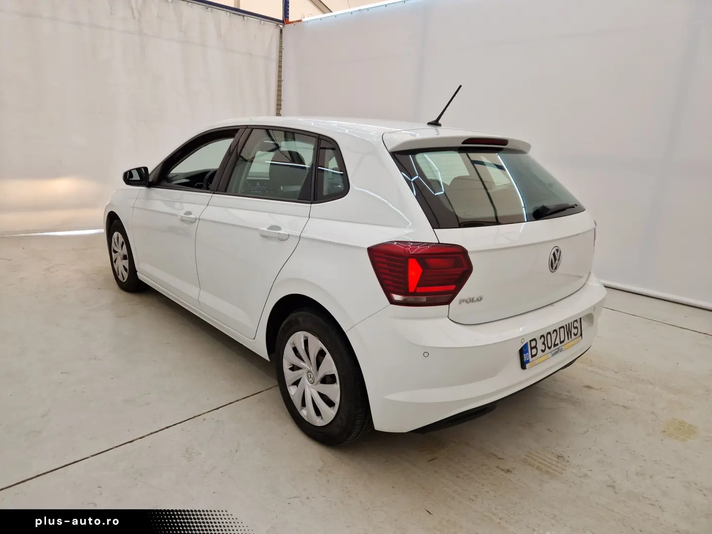 Volkswagen Polo Car Vertical curat Istoric service complet