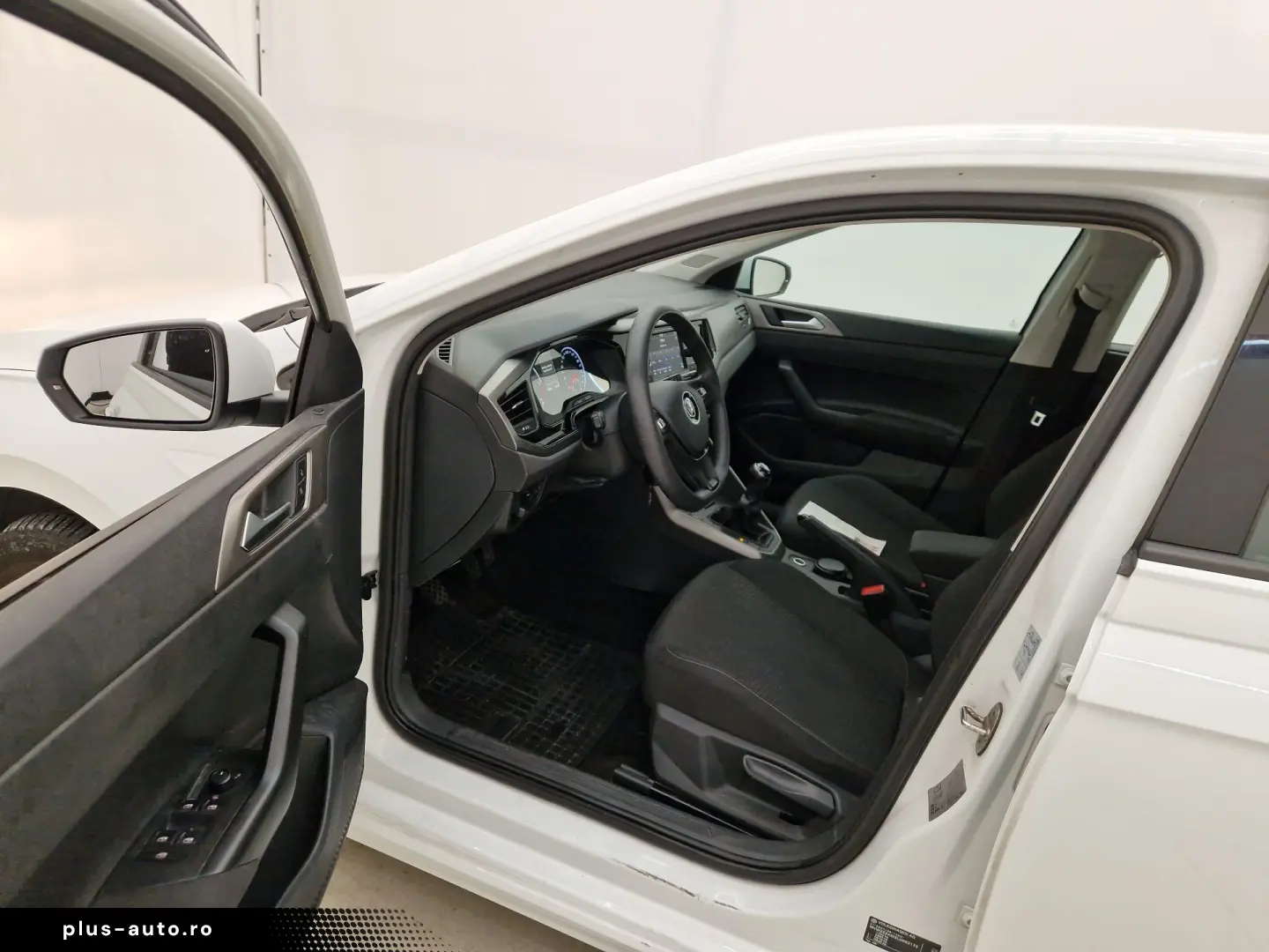 Volkswagen Polo Car Vertical curat Istoric service complet