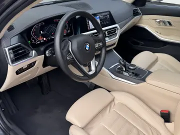 BMW Seria 3 318i Aut. Luxury Line Automatik Ambient