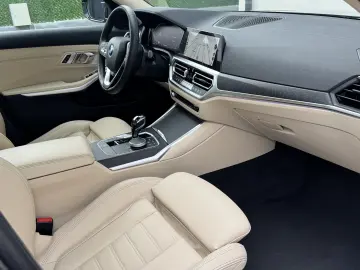 BMW Seria 3 318i Aut. Luxury Line Automatik Ambient