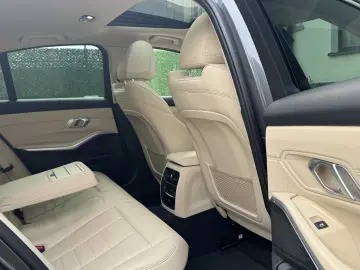 BMW Seria 3 318i Aut. Luxury Line Automatik Ambient