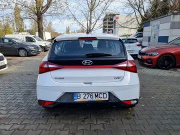HYUNDAI i20 – Car Vertical curat  Istoric service complet.