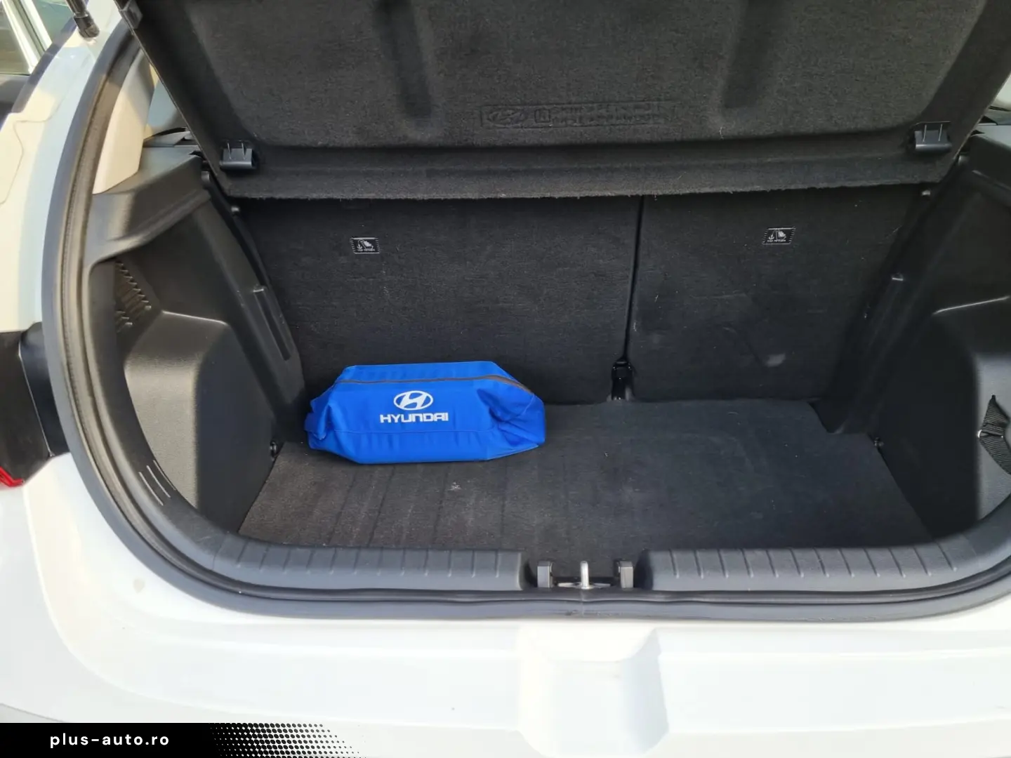 HYUNDAI i20 – Car Vertical curat  Istoric service complet.