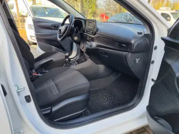 HYUNDAI i20 – Car Vertical curat  Istoric service complet.