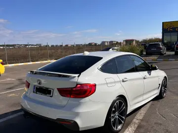 BMW 330 Gran Turismo