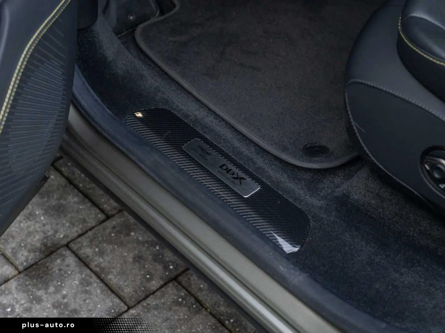 ASTON MARTIN DBX 707 V8 4x4